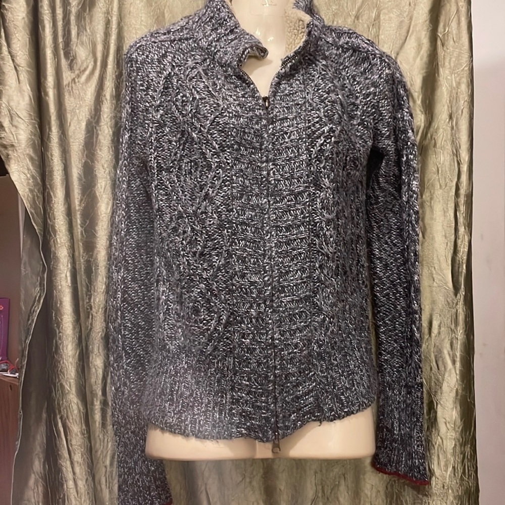 Powder Room Sweater Small